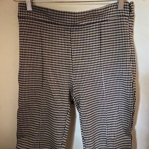 Ann Taylor Trousers Pleated w/Side Zipper